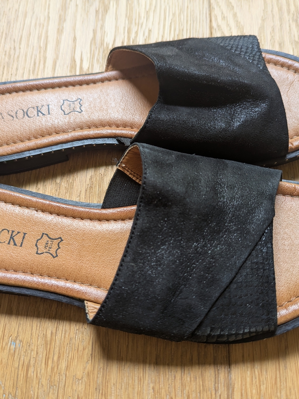 Black Slide Flats – Women's Comfortable Slip-On Loafers